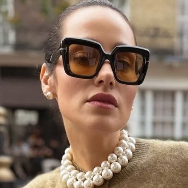 Damen quadratische Sonnenbrille mit komfortablem Kunststoffrahmen und UV-Schutz Karnz