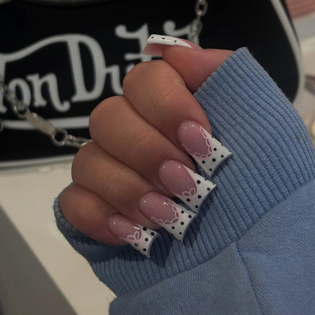 Glamouröse Künstliche Fingernägel Karnz