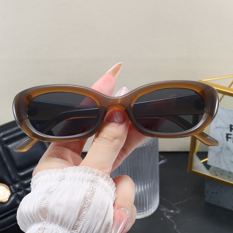 Damen modische Sonnenbrille mit ovalem Design und UV-Schutz Karnz