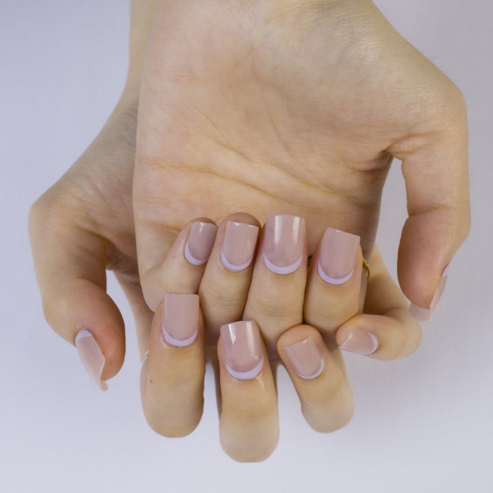 Kunstnägel Im Sanften Nude-Look Karnz
