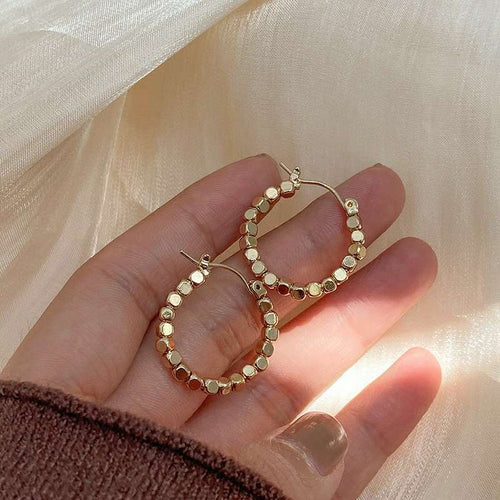 Elegante Creolenohrringe mit Funkelnden Kristallen Karnz