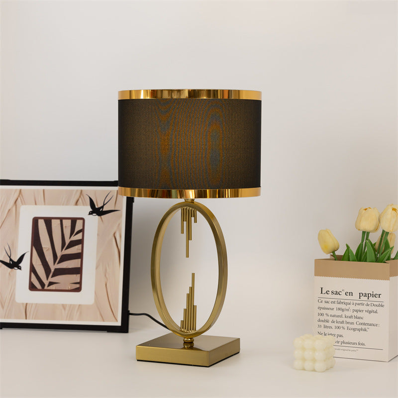 Moderne Tischlampe