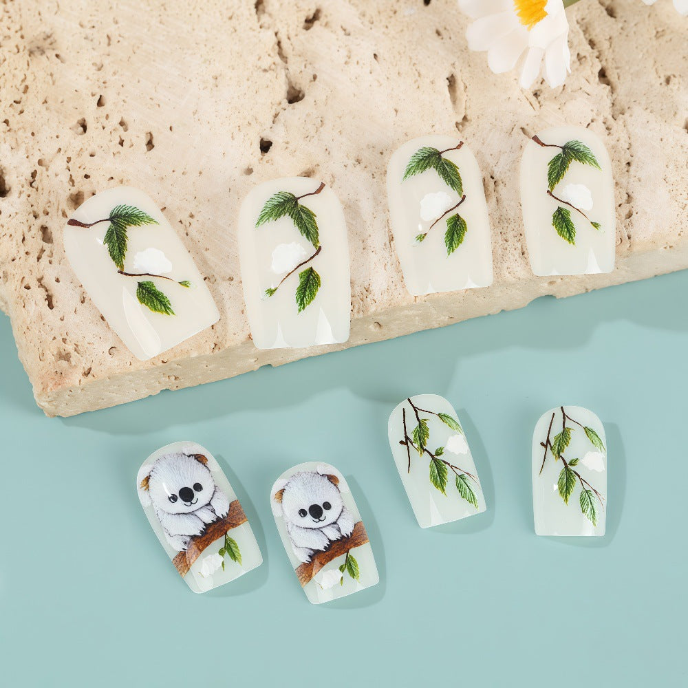 Kunstnägel im kreativen Panda-Design Karnz