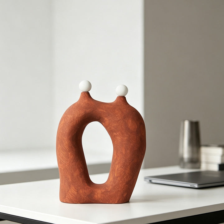 Künstlerische abstrakte dekorative Figurine