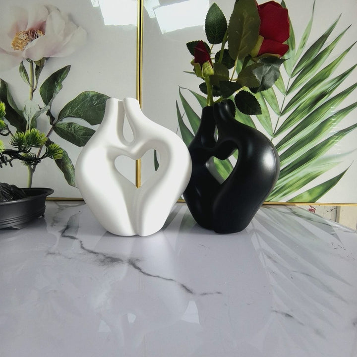 Herzförmige Dekorative Skulptur Karnz