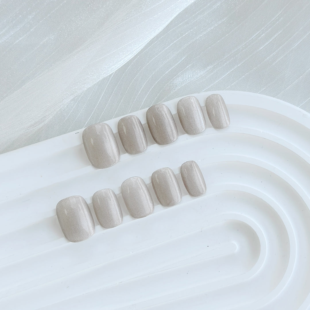 Herz dekoriertes Press-On Nagelset