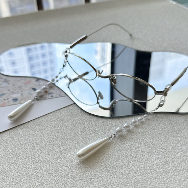 Elegante mit Perlenakzenten versehene Brillen Kette Karnz