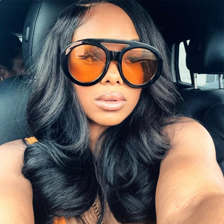 Damen Modische Sonnenbrille im futuristischen Oversized-Design Karnz