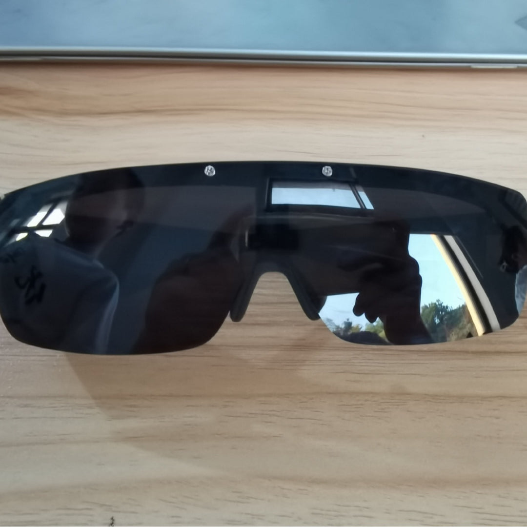 Sleek Shield Sonnenbrille Karnz