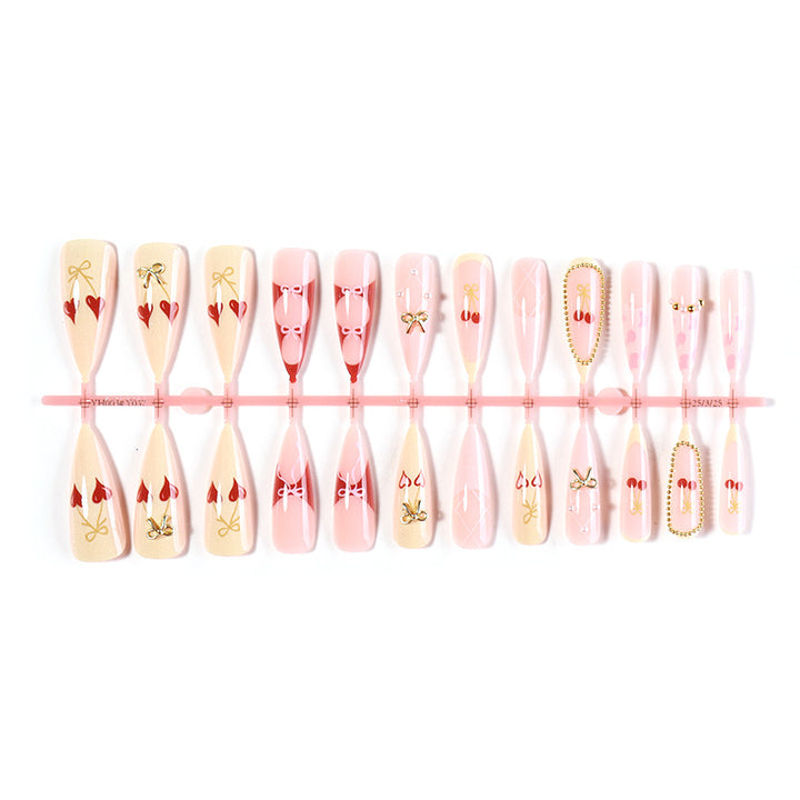 Elegantes dekoratives Press-On-Nagelset mit Schleifen- und Herzdesigns Karnz