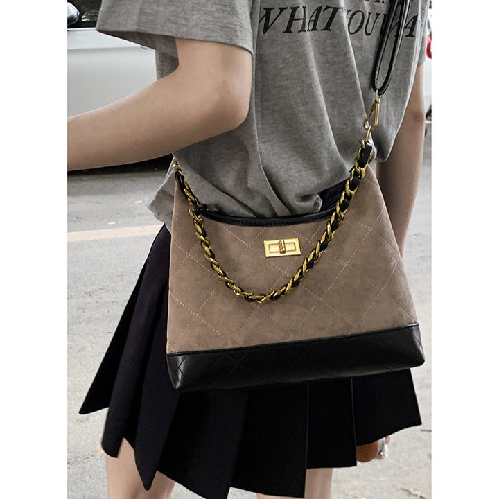 Gepolsterte Wildleder Hobo Handtasche Karnz