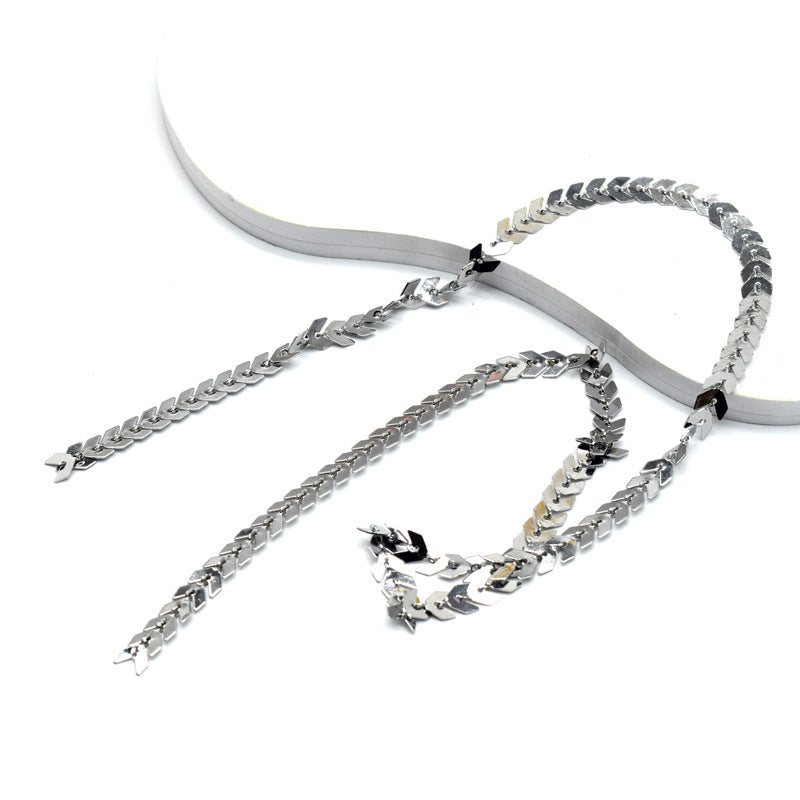 Elegante vergoldete Brille Kette Karnz