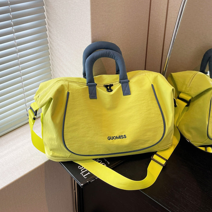 Vielseitige multifunktionale Fitness- und Reisetasche Karnz