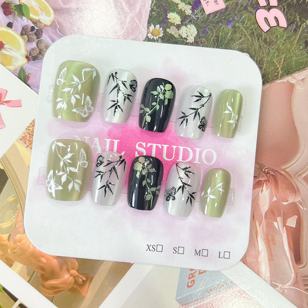 Kunstvolle Künstliche Nagelspitzen mit floralen Motiven Karnz
