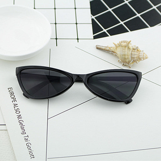 Damen geometrische Designer-Sonnenbrille im modernen Look Karnz