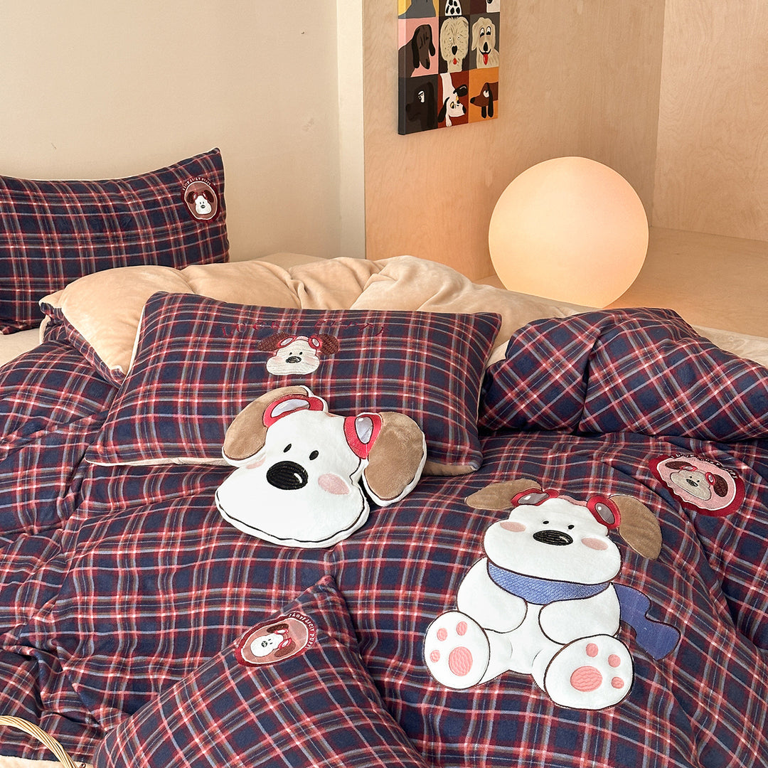 Kariertes Baumwollsatin-Bettwäsche-Set mit gestickter Katzen-Applikation und Wendefunktion