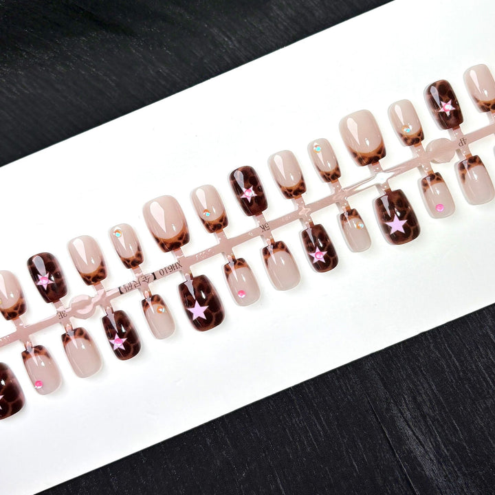 Elegante Polka Dot und Spitzen Press-On Nagel Set