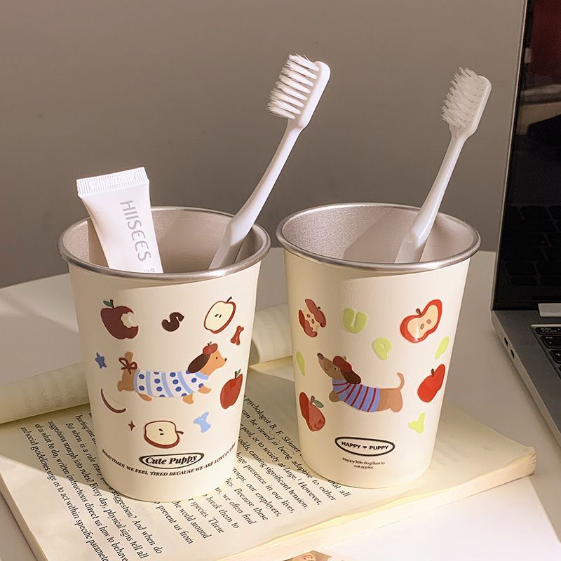 Becher mit Niedlichem Tiermotiv Karnz