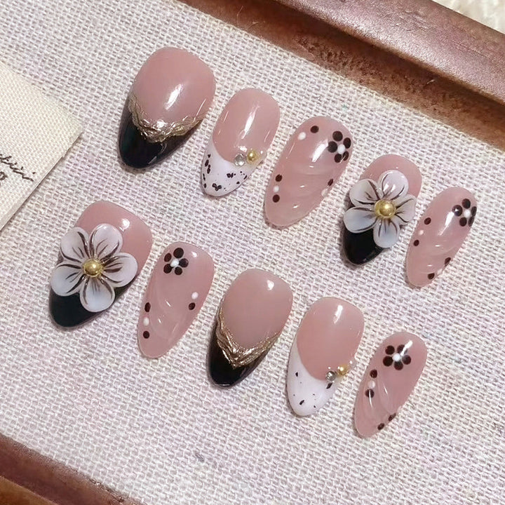 Elegantes Floral Press-On Nails Set