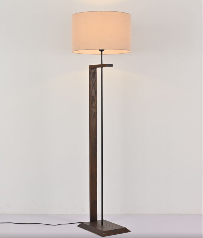 Verstellbare moderne Stehlampe