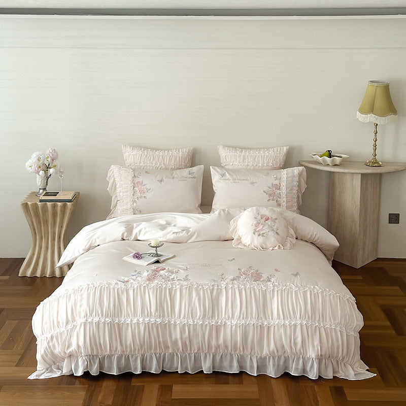 Luxuriös besticktes Rüschensatin Bettbezug Set