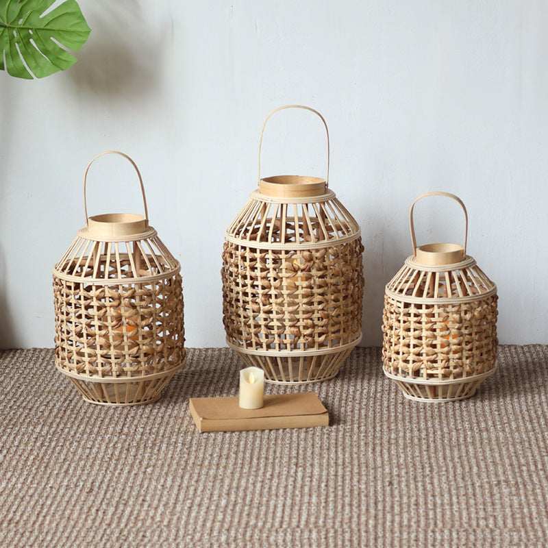 Handgefertigte Rattan-Laterne Karnz
