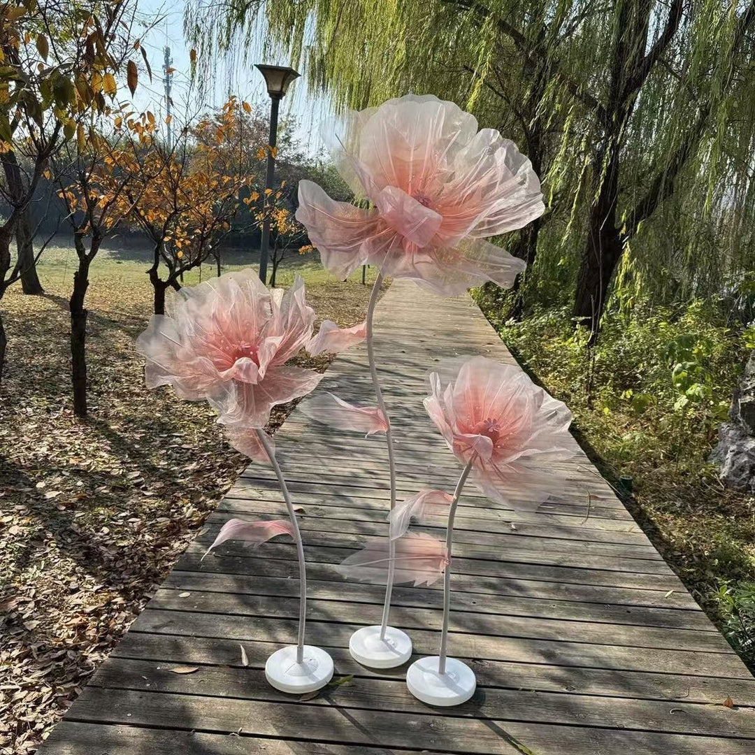 Künstlerische florale Skulptur