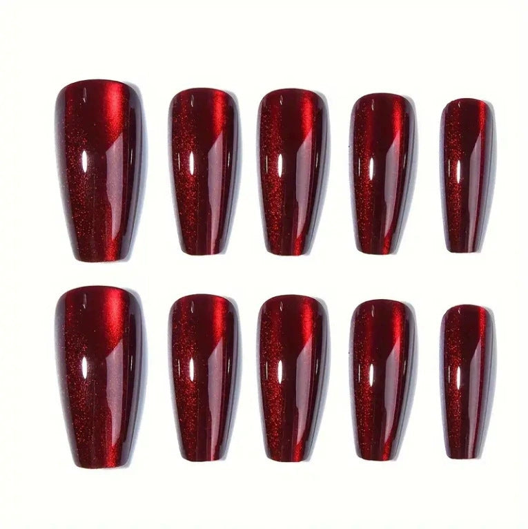 Premium Detaillierte Press-On Nagelkunst Karnz
