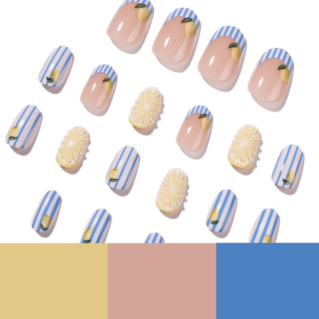 Kunstvolle Nagelkunst mit floralem und buntem Design Karnz