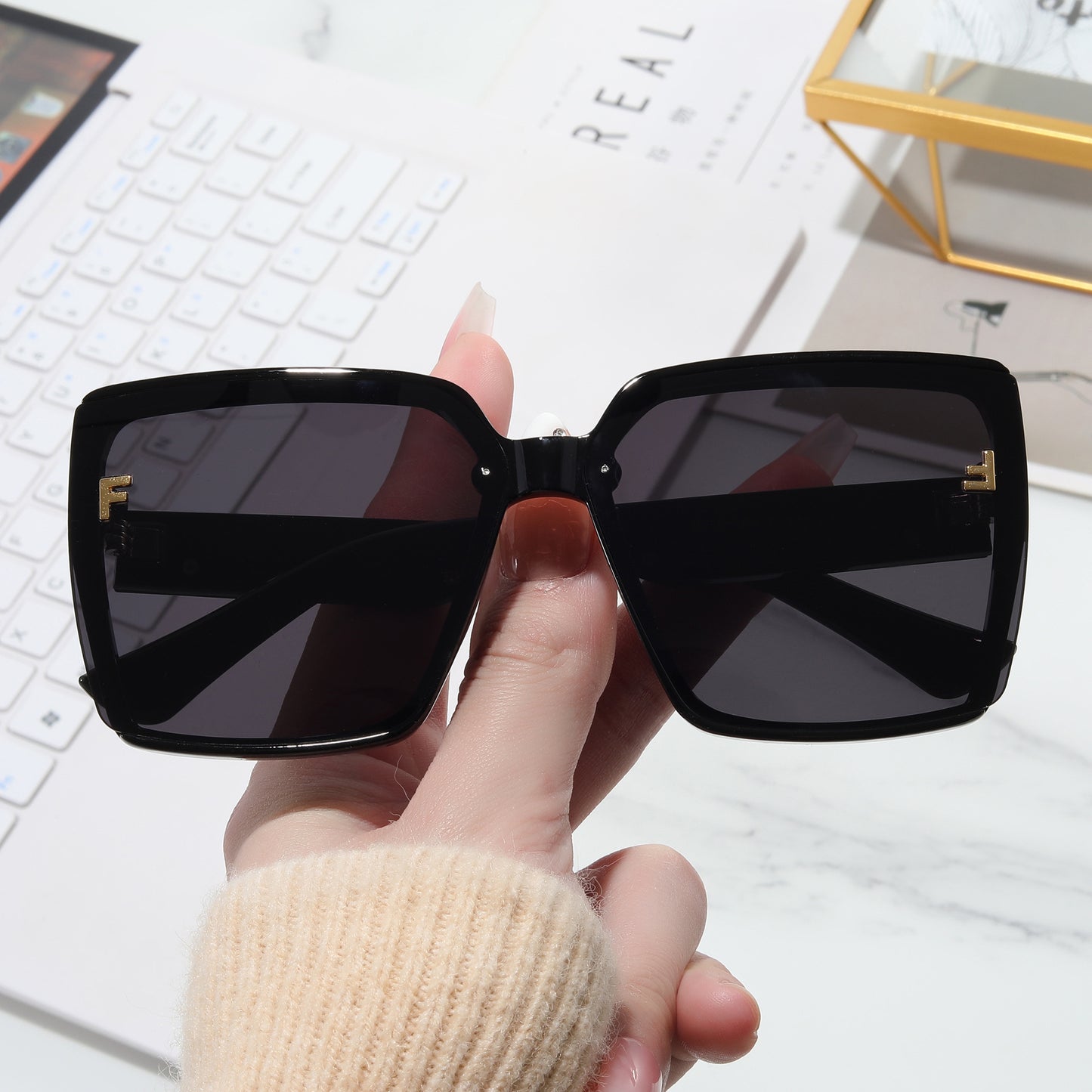 Damen moderne oversized Sonnenbrille Karnz