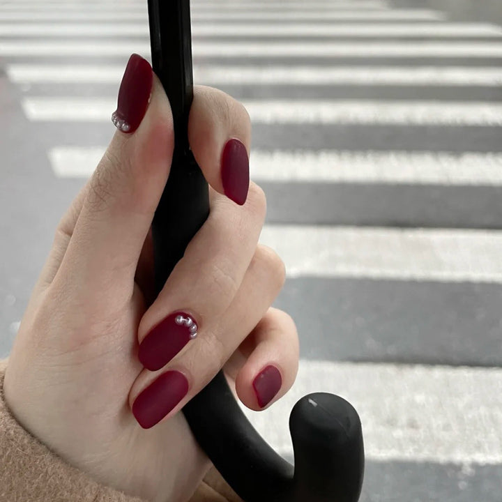 Elegante matte Press-On Nail Art Karnz