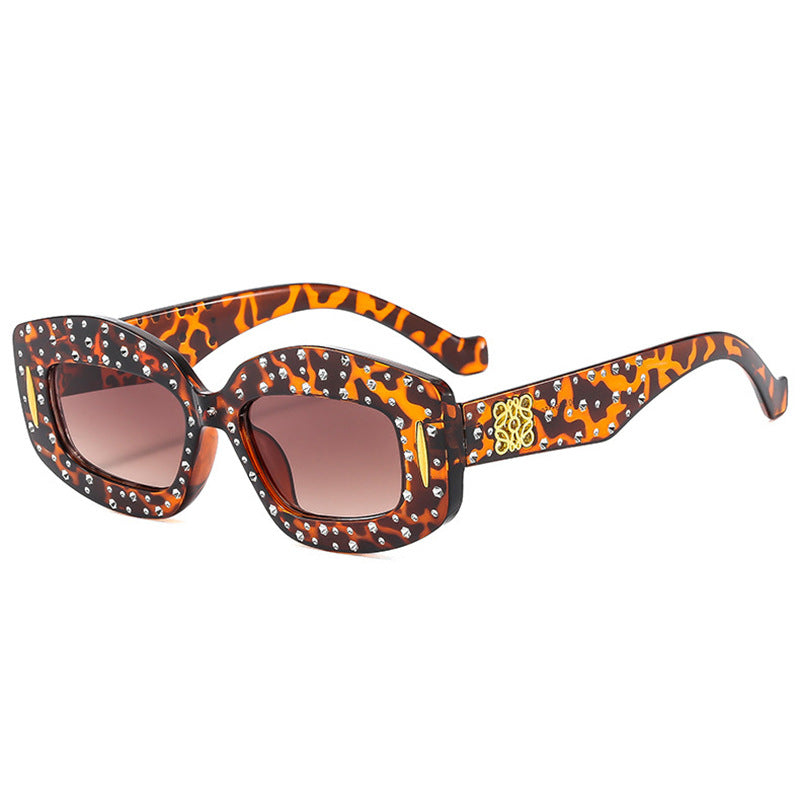 Damen auffällige Sonnenbrille mit glamourösem Strassdetails Karnz