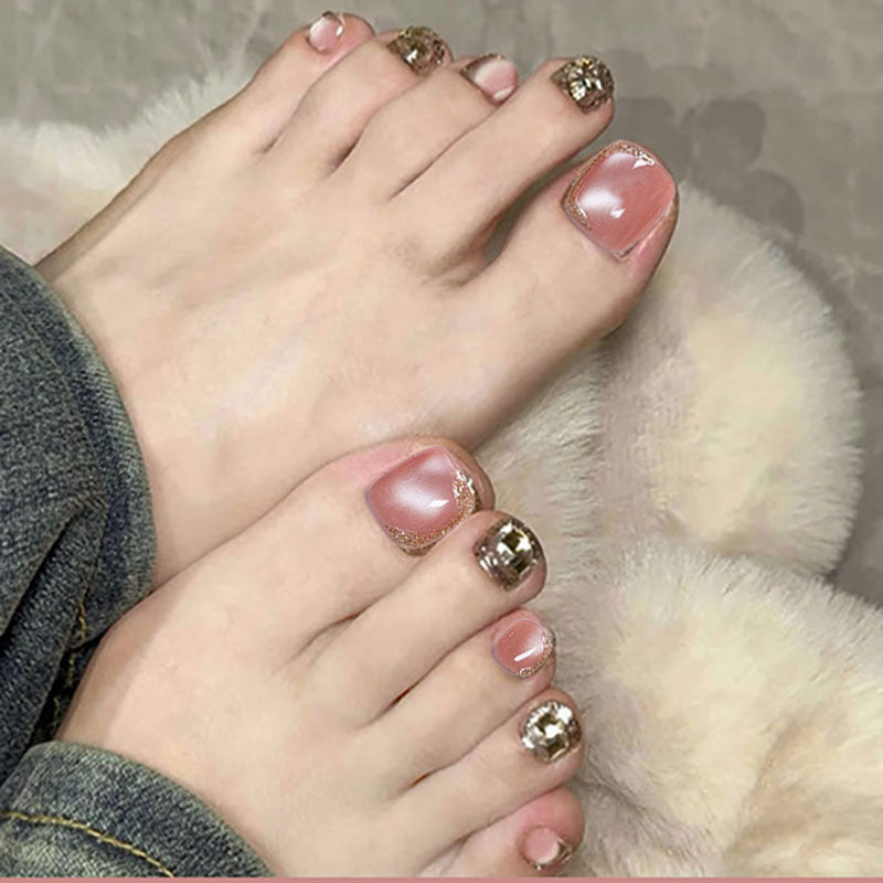 Dekorative Glitter Nagelkunst