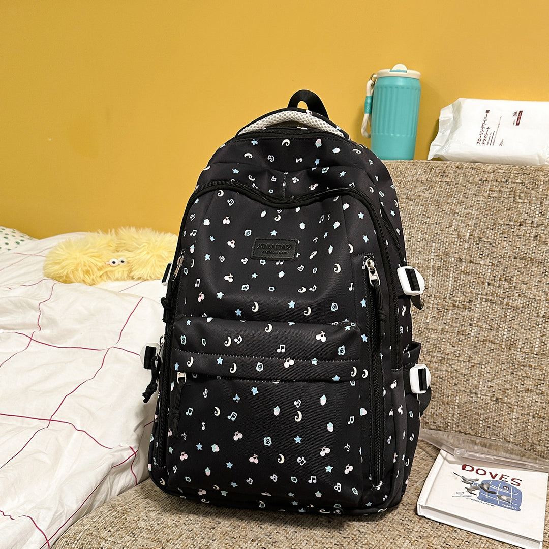 Stylischer Multi-Taschen-Rucksack mit dekorativen Akzenten Karnz