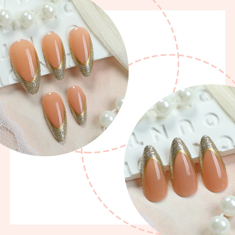 Elegantes Stiletto Press-On Nagelset mit glitzerndem Design Karnz
