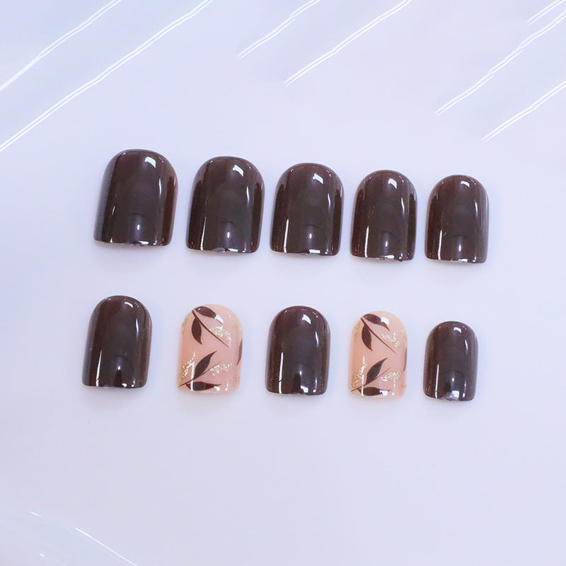 Elegantes Nageldesign Karnz 1789915642