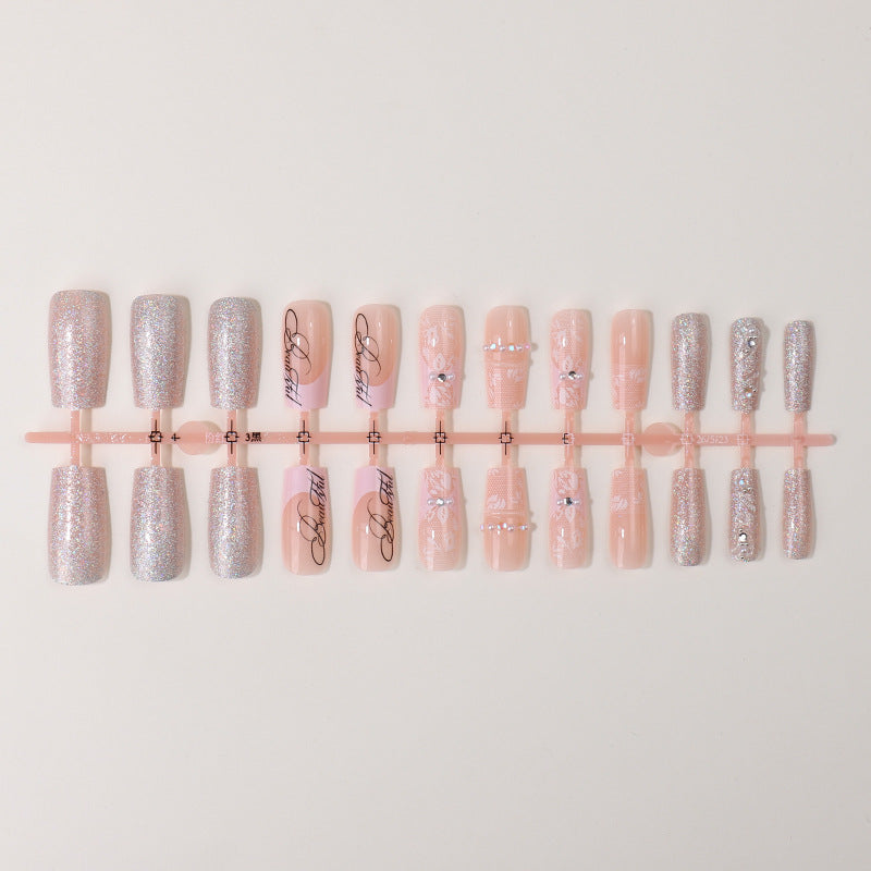 Schimmernde elegante Press-On-Nagelspitzen Karnz