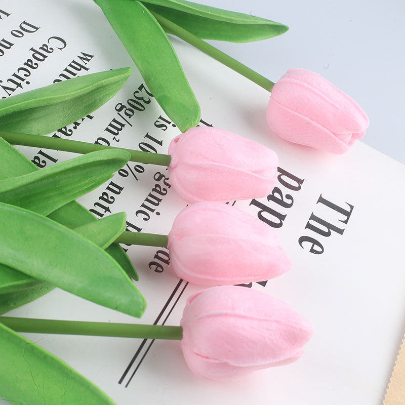 Realistische Tulpen Blumenarrangement