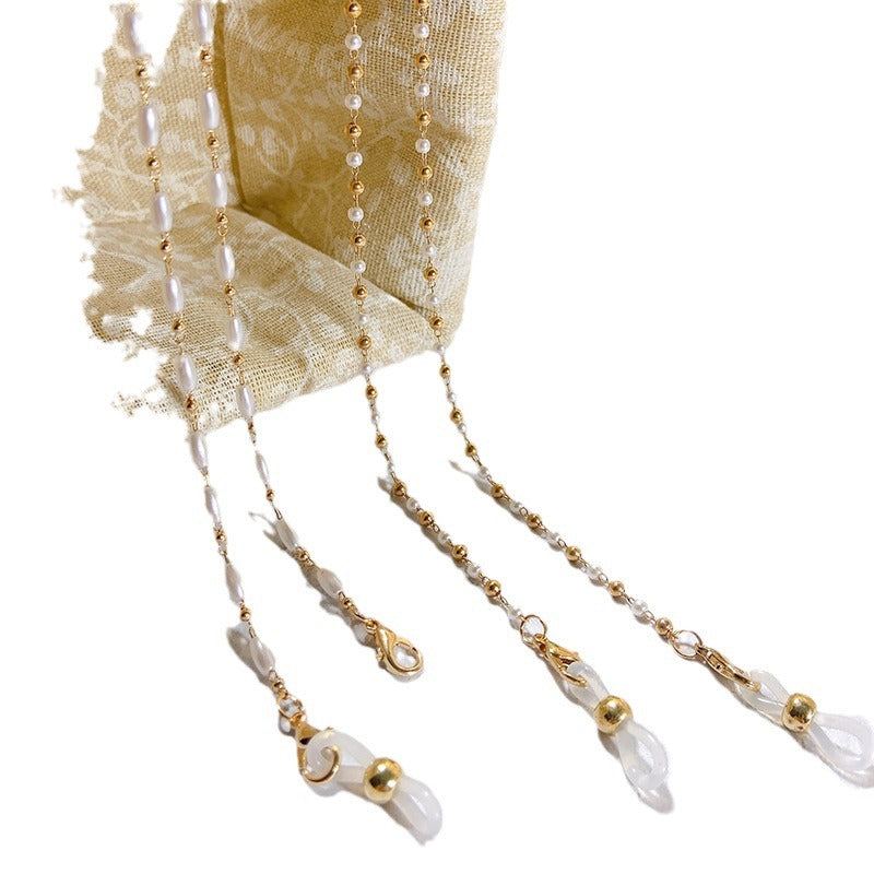 Elegante Brillenhalterkette mit Perlen Karnz