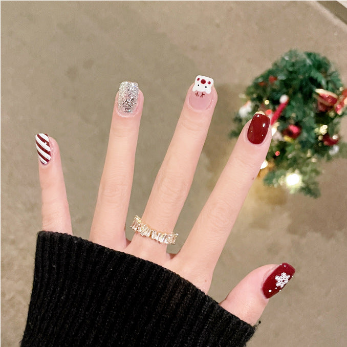 Weihnachts Nageldesign Karnz