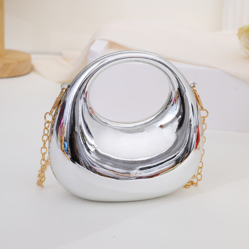 Damen Stilvolle Handtasche mit elegantem geschwungenen Design Karnz