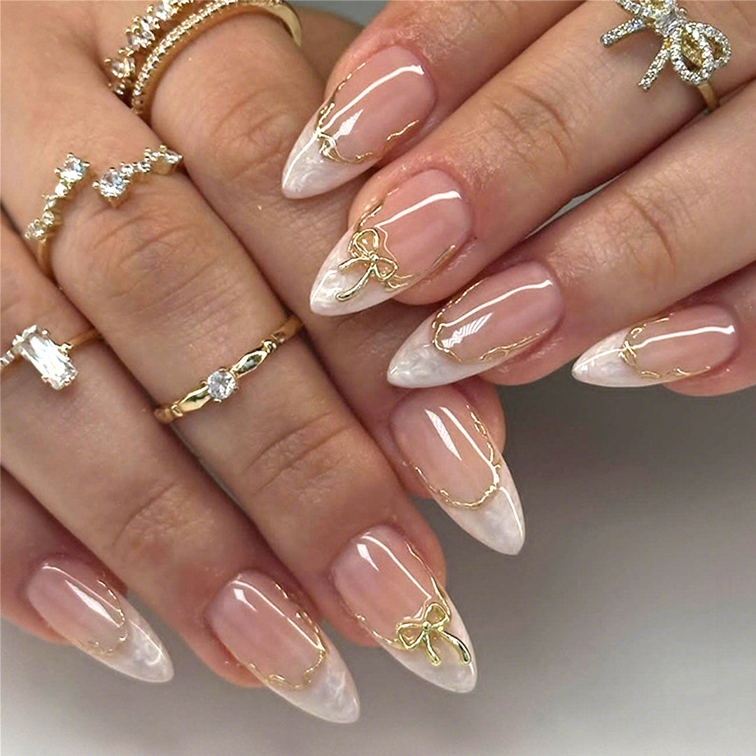 Elegante Stiletto-Nägel Kunstverlängerungen Karnz 1789713211