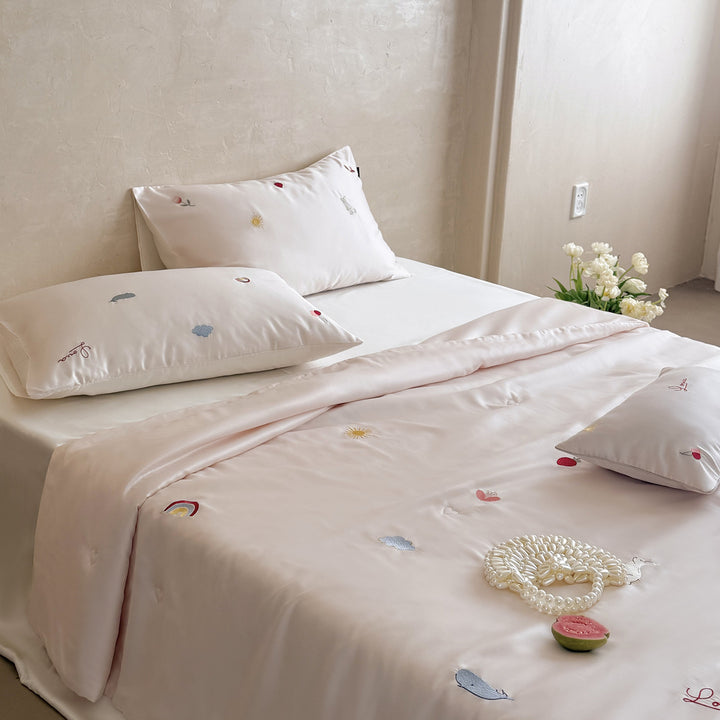 Bestickte Satin-Bettwäsche Set