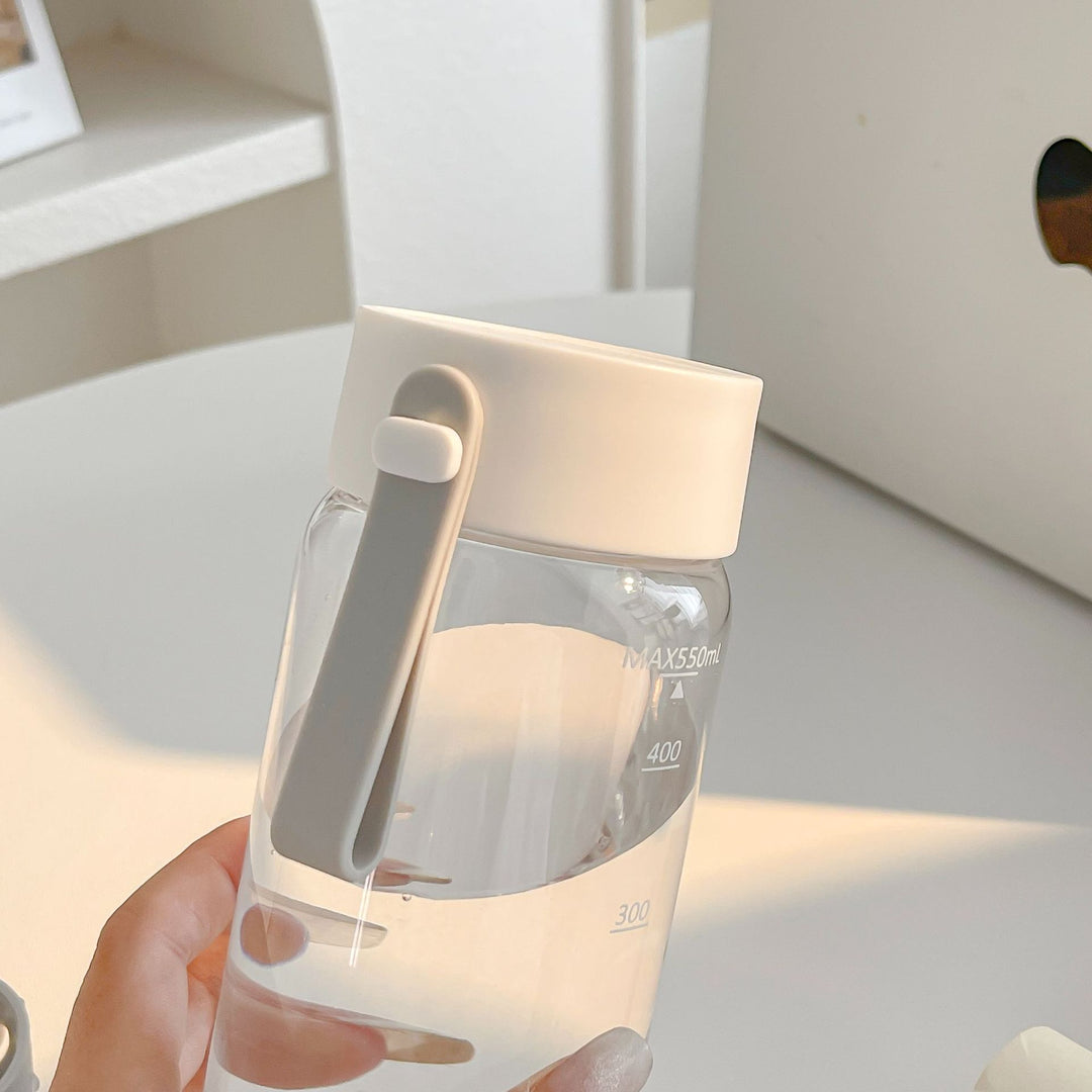 Damen BPA-freie Trinkflasche mit Smart-Deckel von Karnz