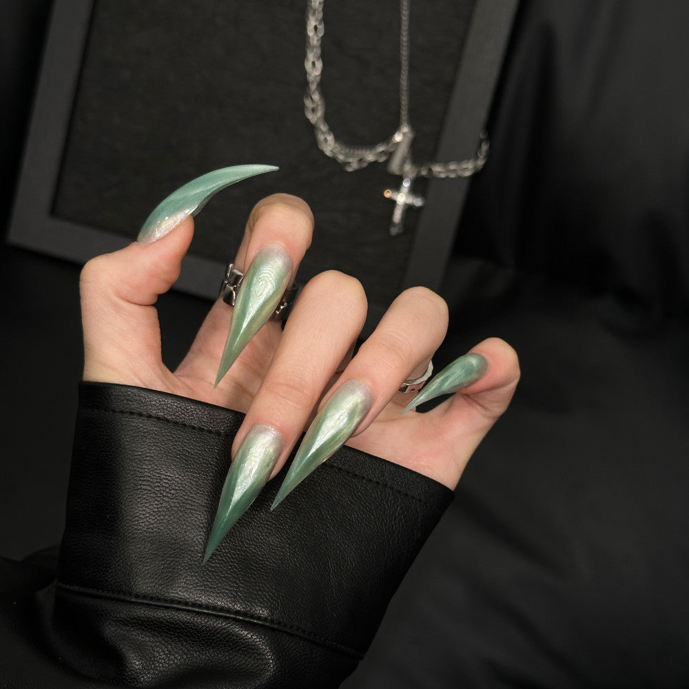 Künstlerisches Stiletto Press-On Nails Set