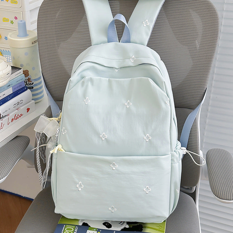 Blumenbestickter Freizeit-Rucksack Karnz