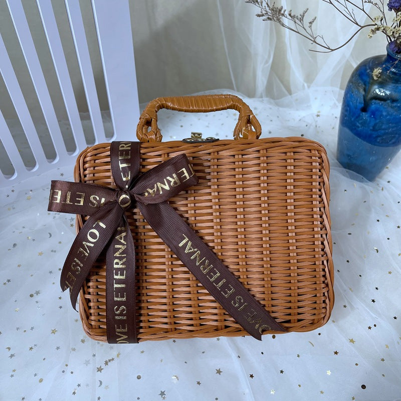 Damen klassischer Rattan Handtasche Karnz