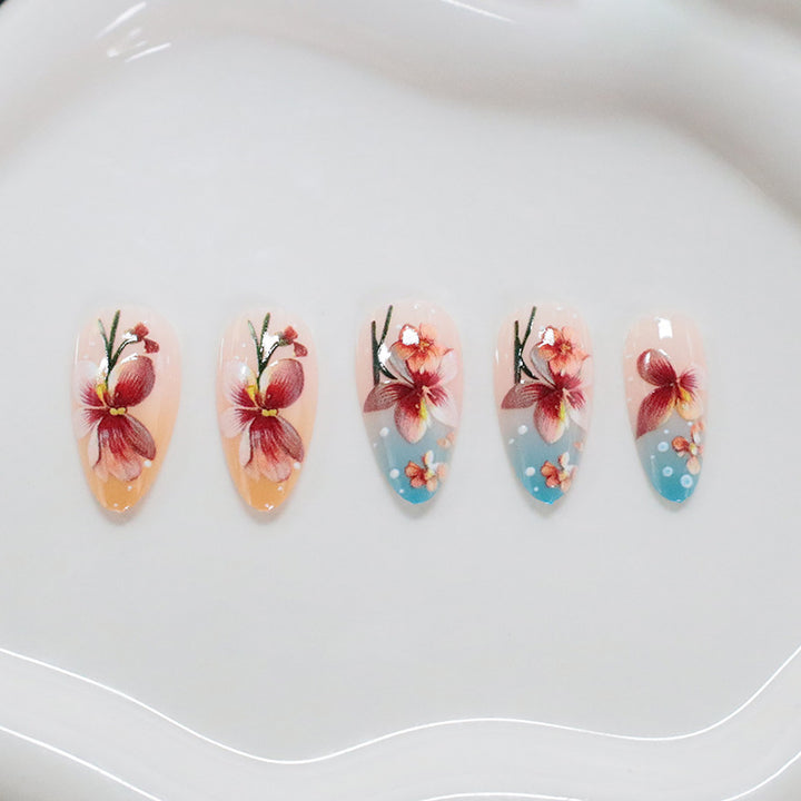 Blumenschmuck Nagelkunst Karnz