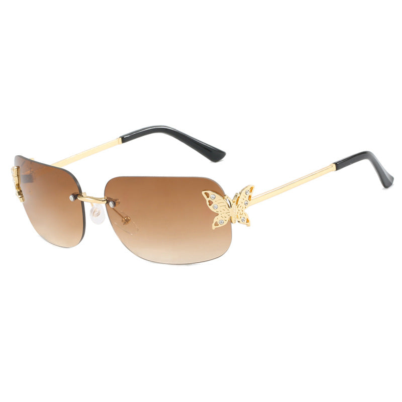 Damen modische Sonnenbrille mit filigranem Schmetterlingsdesign und schützenden Gläsern Karnz