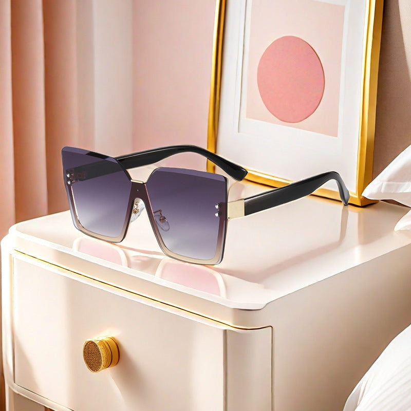 Damen Oversized Sonnenbrille im modernem Design mit UV-Schutz Karnz